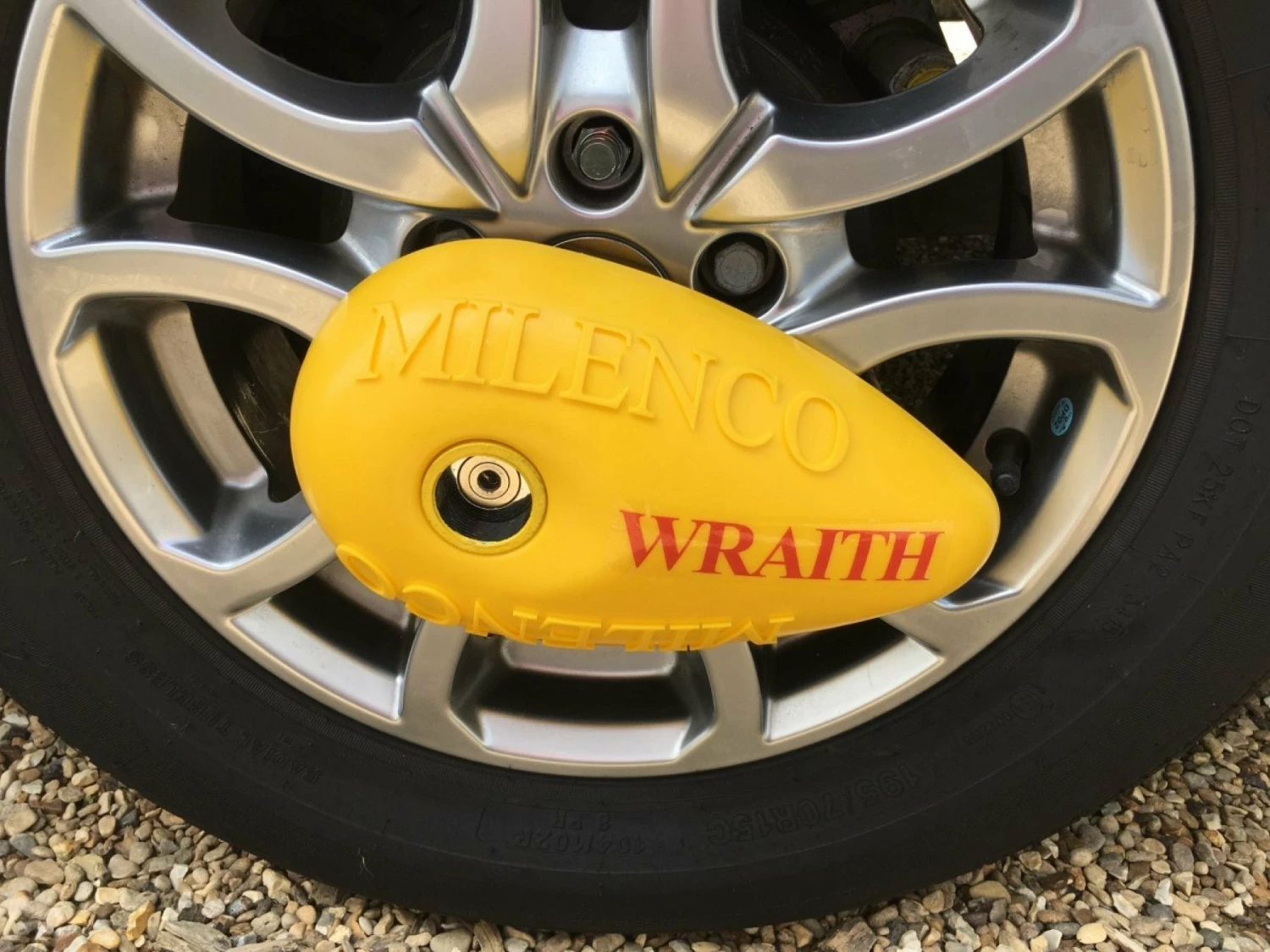 Milenco Wraith Wheel Lock CARAVAN & MOTORHOME