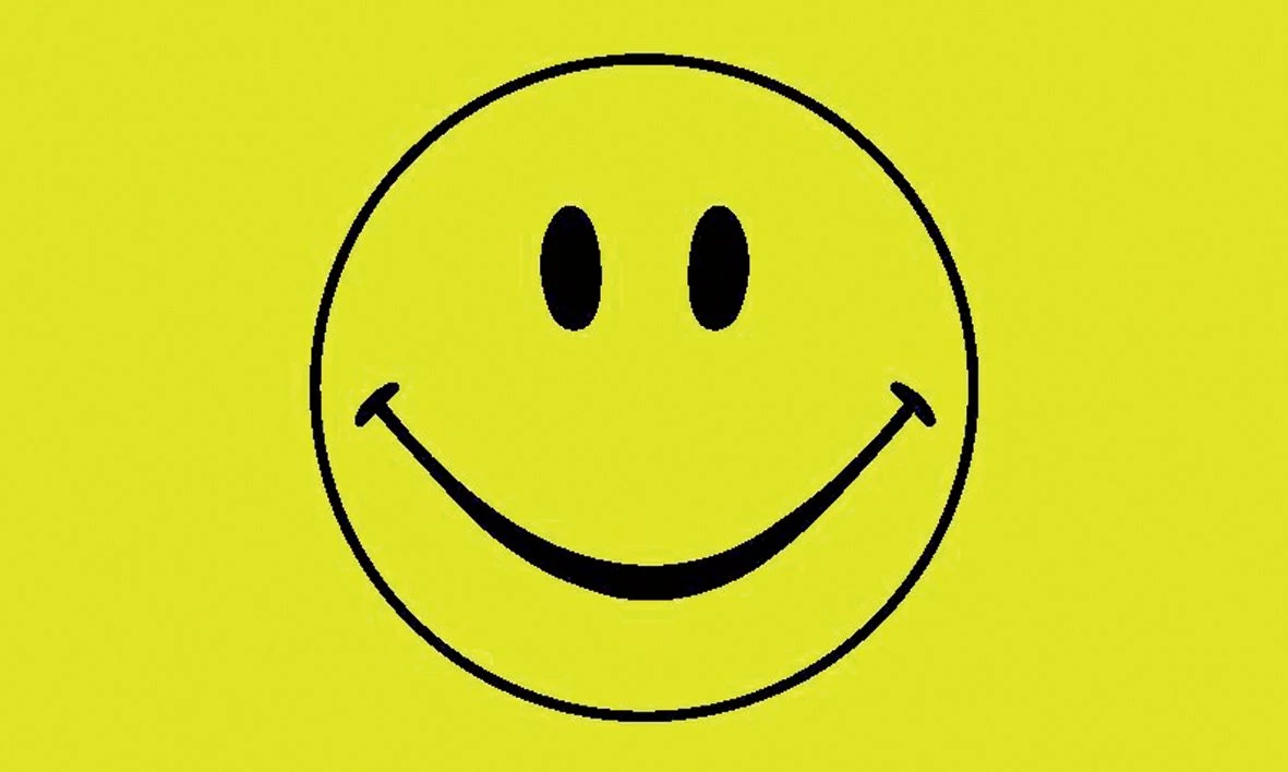 Spirit Of Air Happy Face Flag 5ft By 3Ft FLAG POLES & WINDSOCKS