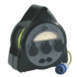 CAMPING ACCESSORIES Outwell Mains 3 Way Roller Kit With 3 Sockets, USB & Light