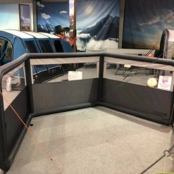 CAMPING ACCESSORIES Vango Sentinel AirBeam Windbreak