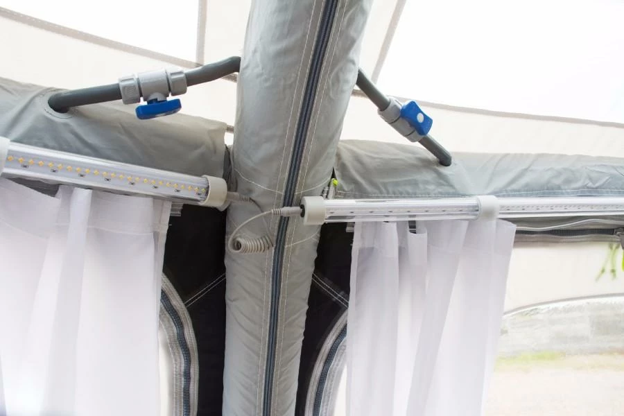 CAMPING ACCESSORIES Dometic Sabre Link 150 LED Starter Kit