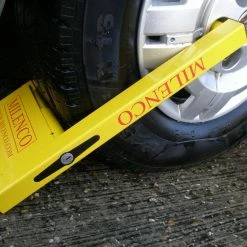 Milenco Compact Wheelclamp CARAVAN & MOTORHOME