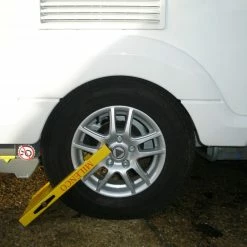Milenco Compact Wheelclamp CARAVAN & MOTORHOME