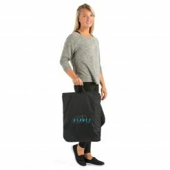 OUTDOOR LIVING Osprey Hooded Changing Towel