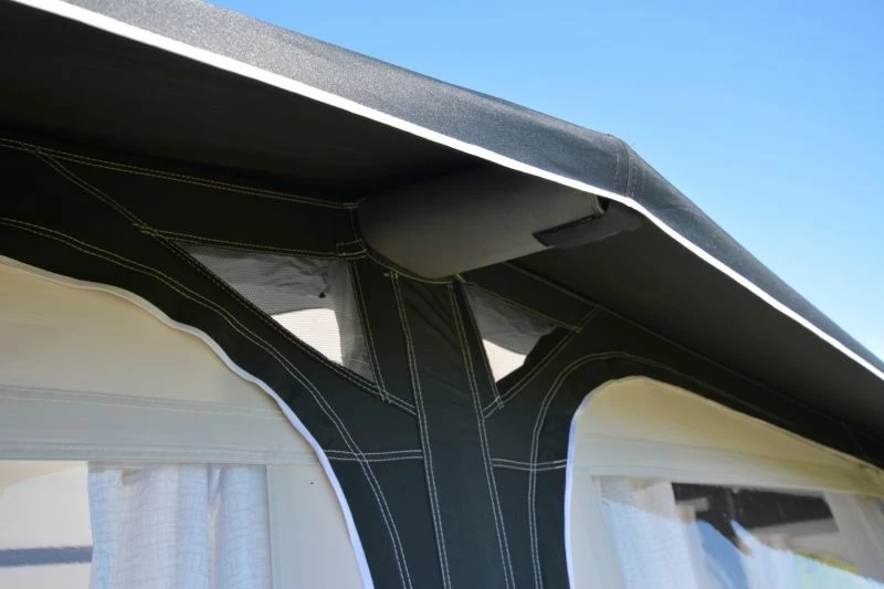 CARAVAN AWNINGS Dometic Club AIR Pro 390 S Awning 2022