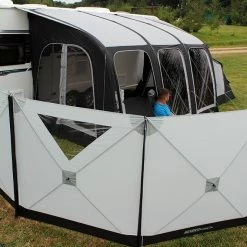 2021 Tents Outdoor Revolution Pronto Windbreak
